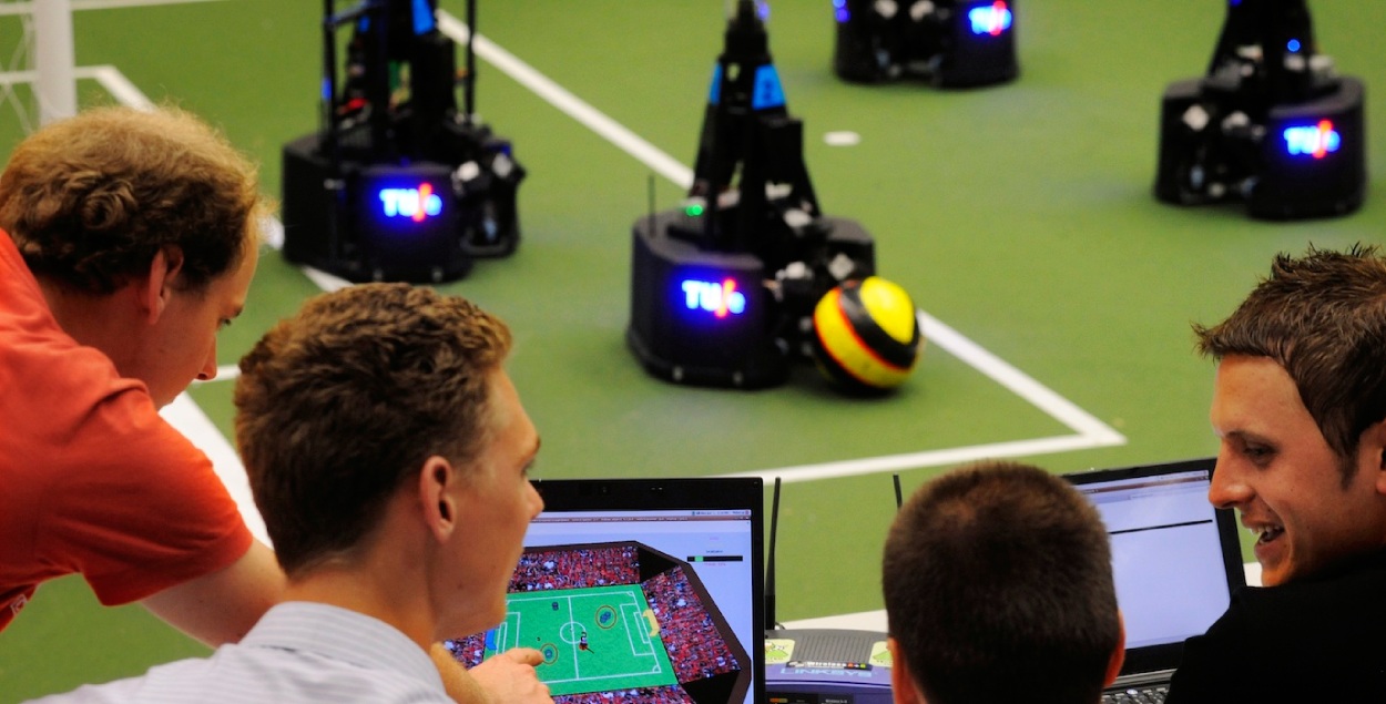Students playing RoboCup at Technical University Eindhoven. 