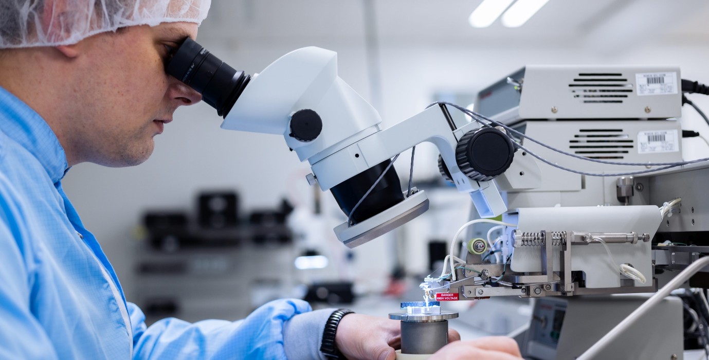 PhotonFirst-cleanroom